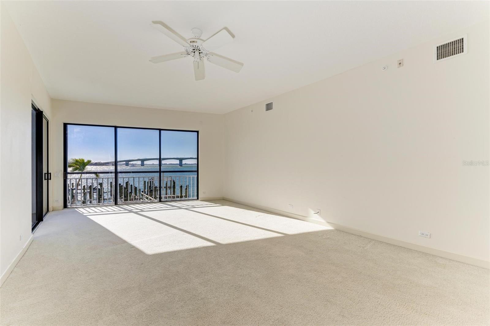 306 GOLDEN GATE PT #2, SARASOTA, FL, 34236