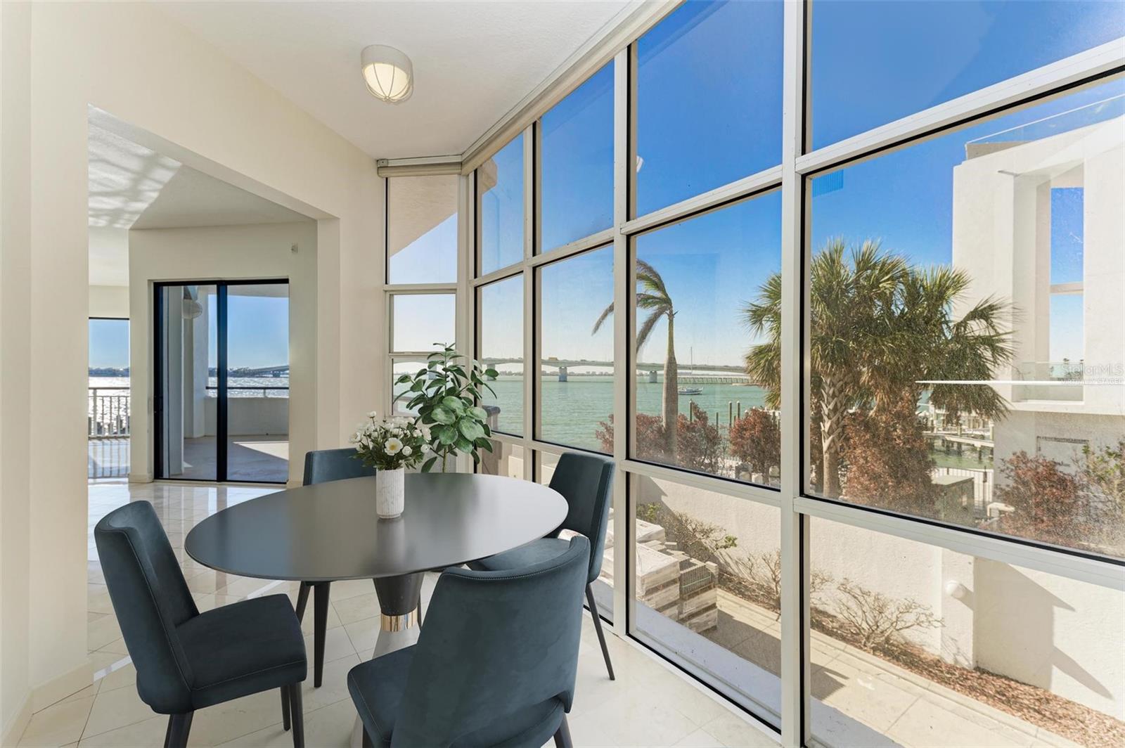 306 GOLDEN GATE PT #2, SARASOTA, FL, 34236