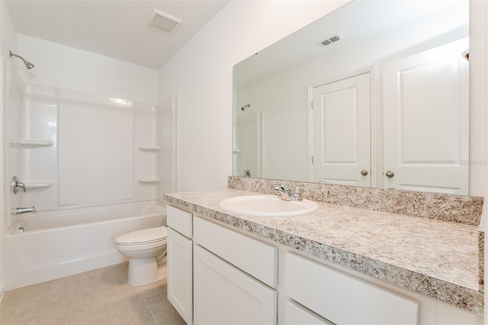 2061 HEMINGWAY CIR, GROVELAND, FL, 34736