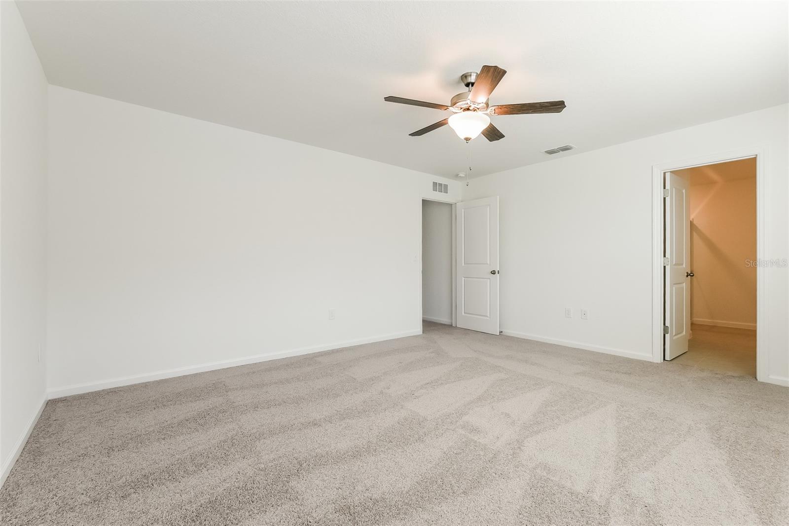 2061 HEMINGWAY CIR, GROVELAND, FL, 34736