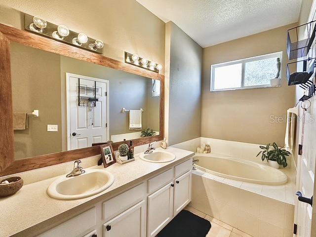 3878 DEBERRY DR, SARASOTA, FL, 34233