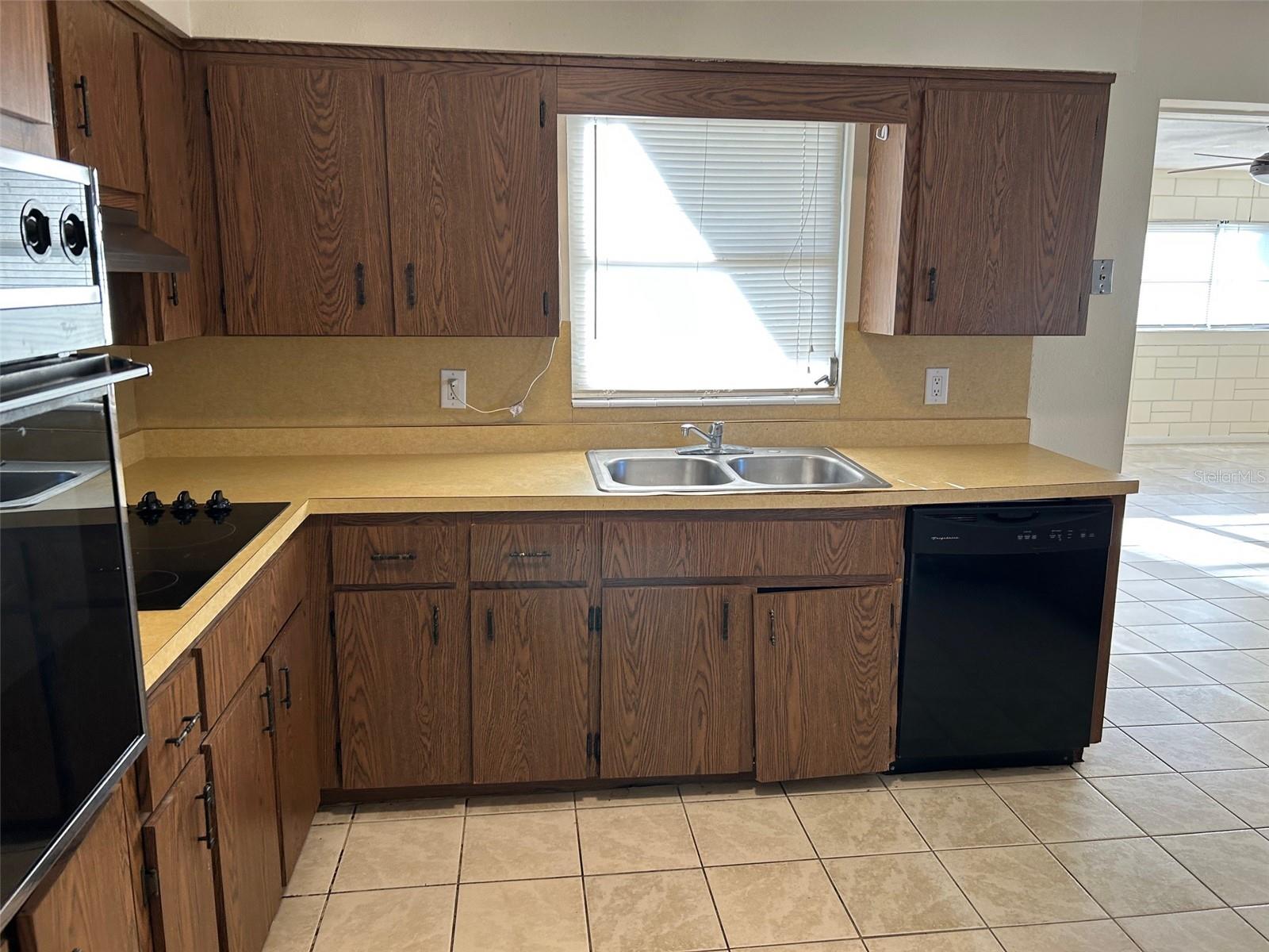 609 SCENIC ST, LEESBURG, FL, 34748