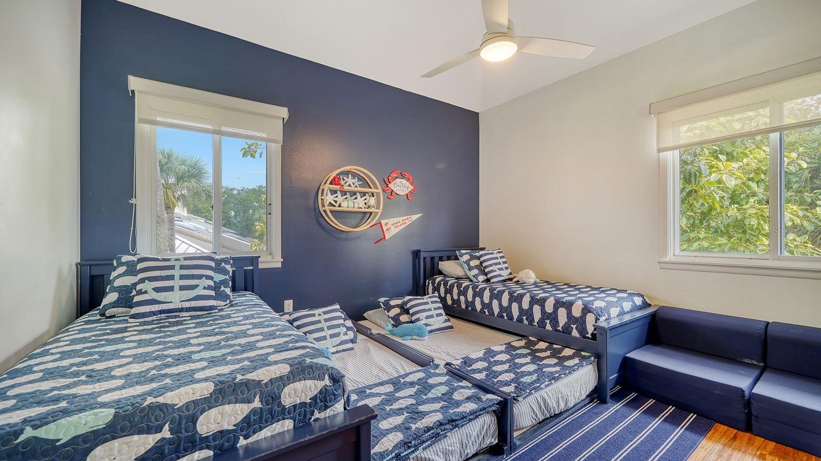 3907 BAYSIDE DR, BRADENTON, FL, 34210