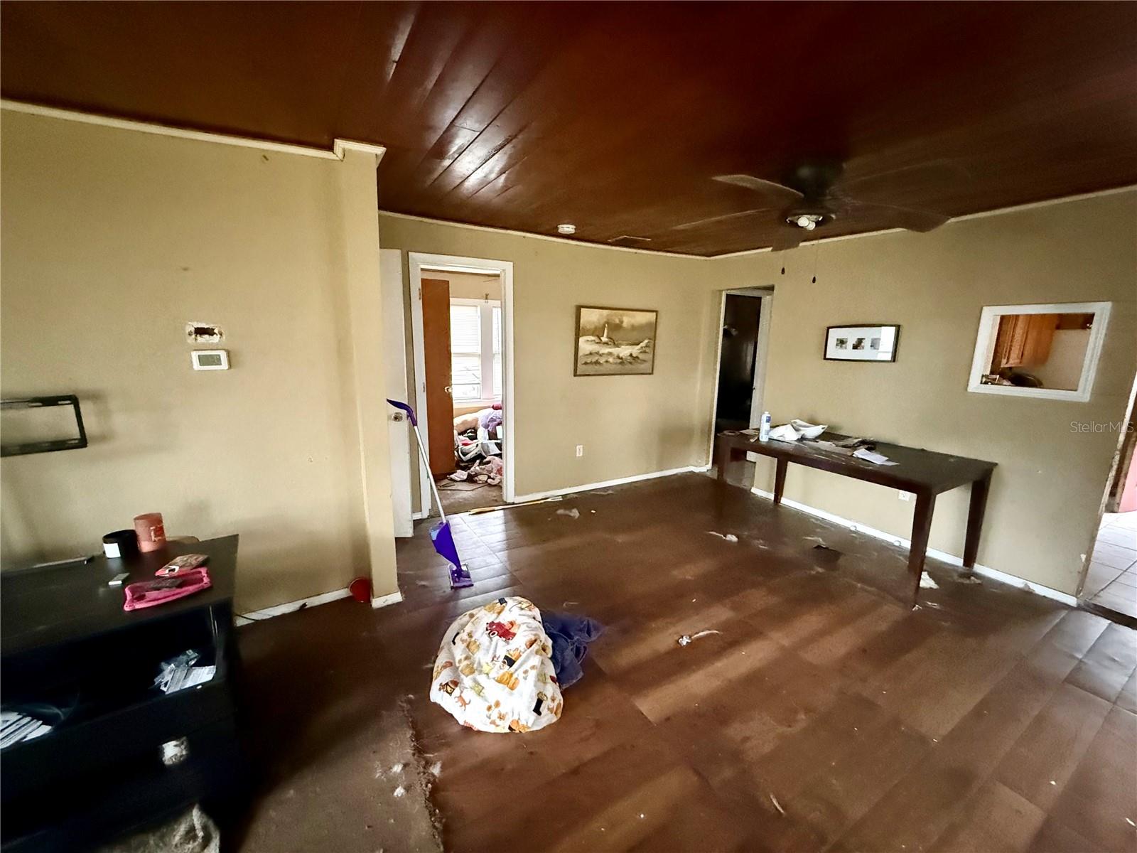 1602 SAFFOLD PARK DR, RUSKIN, FL, 33570