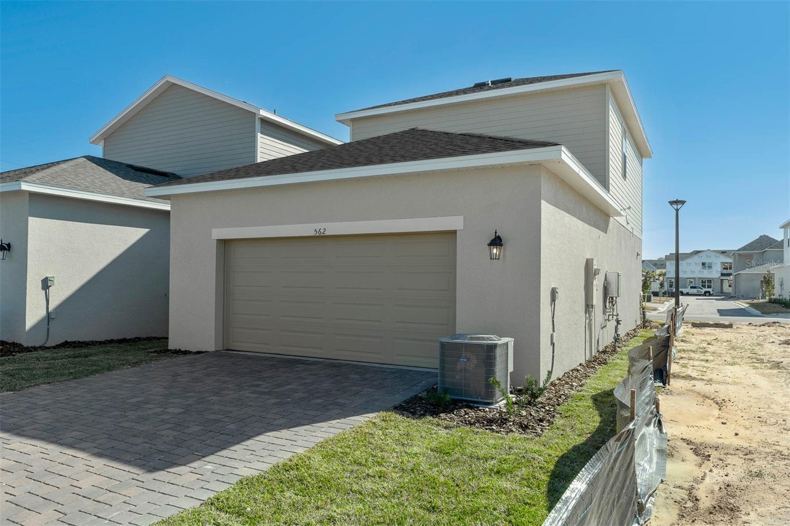 562 ORIENT AVE, DEBARY, FL, 32713