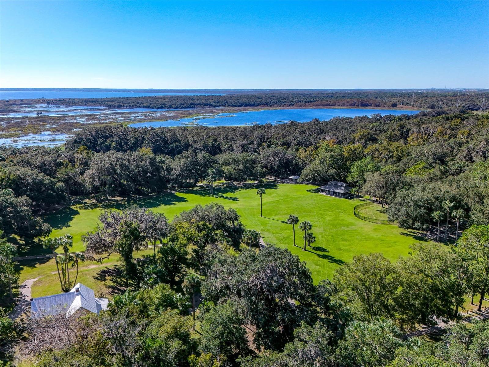 562 ORIENT AVE, DEBARY, FL, 32713