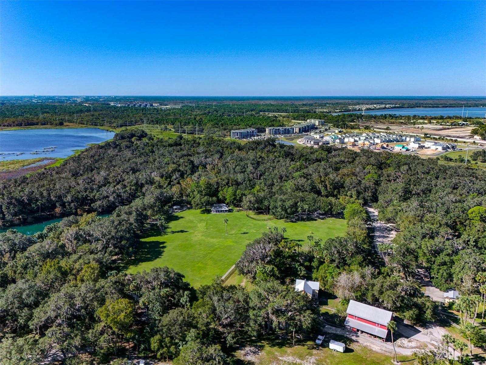 562 ORIENT AVE, DEBARY, FL, 32713