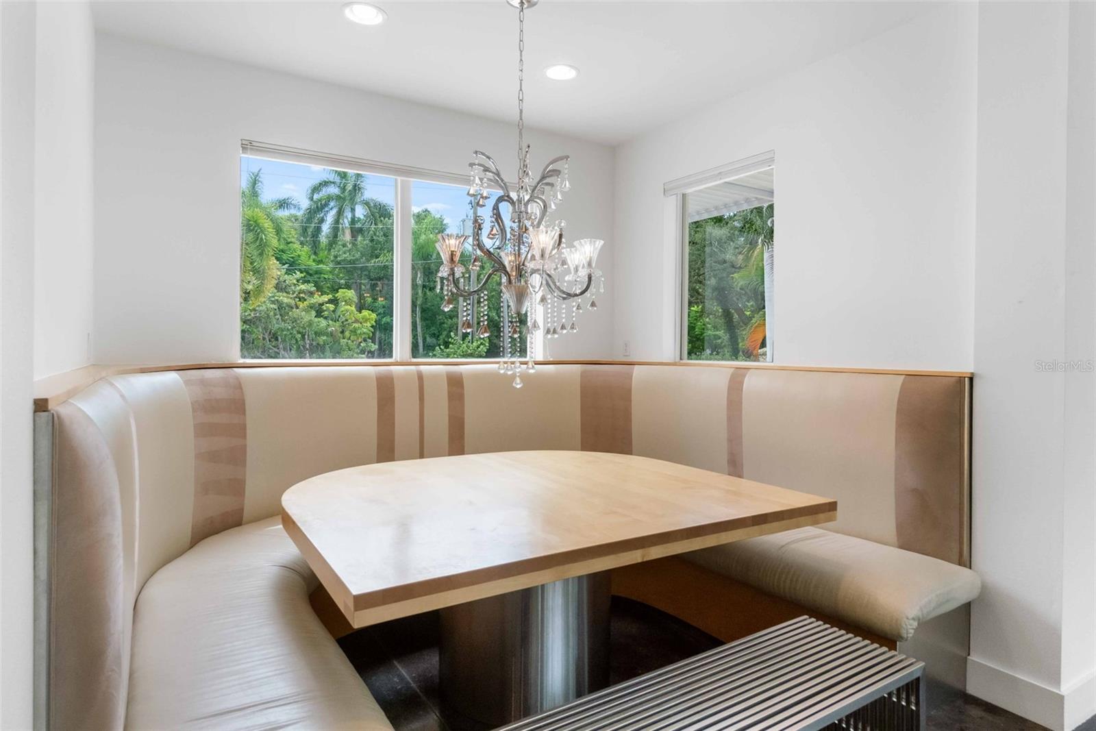 1751 HAWTHORNE ST, SARASOTA, FL, 34239