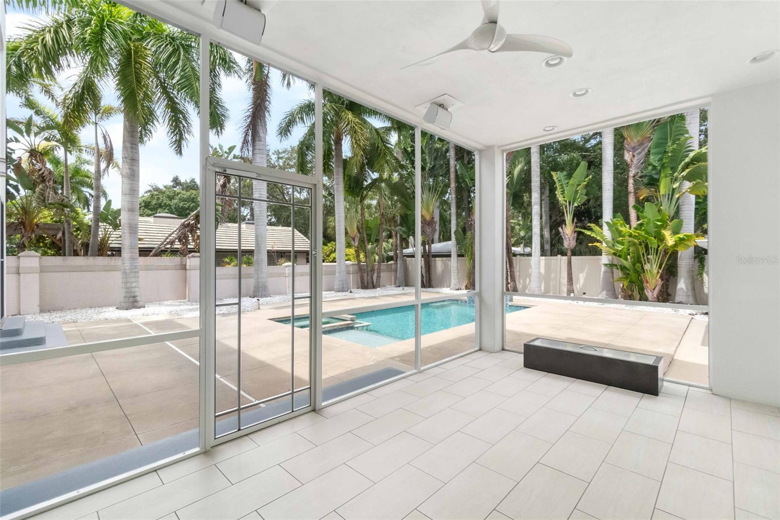 1751 HAWTHORNE ST, SARASOTA, FL, 34239