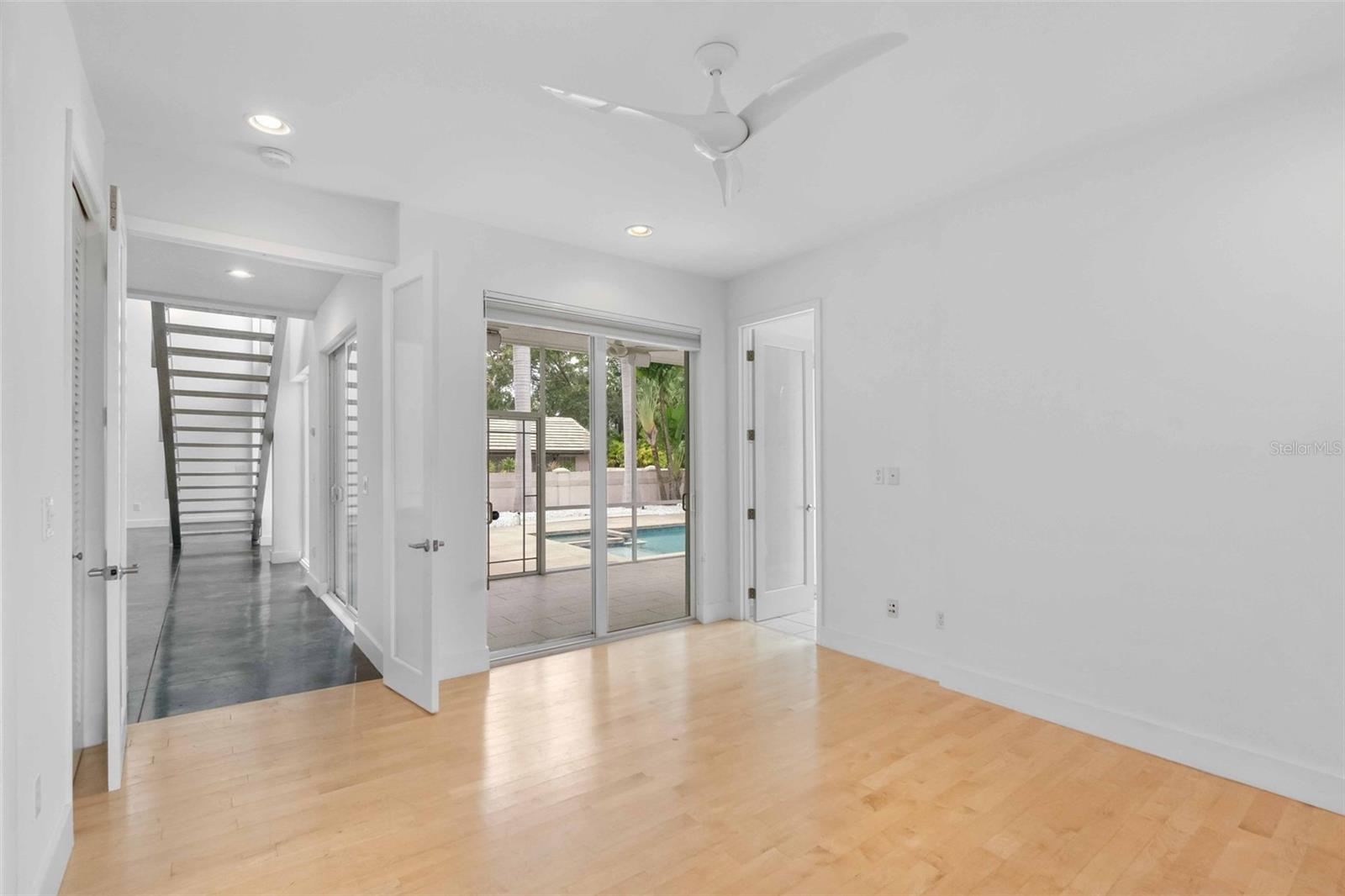 1751 HAWTHORNE ST, SARASOTA, FL, 34239