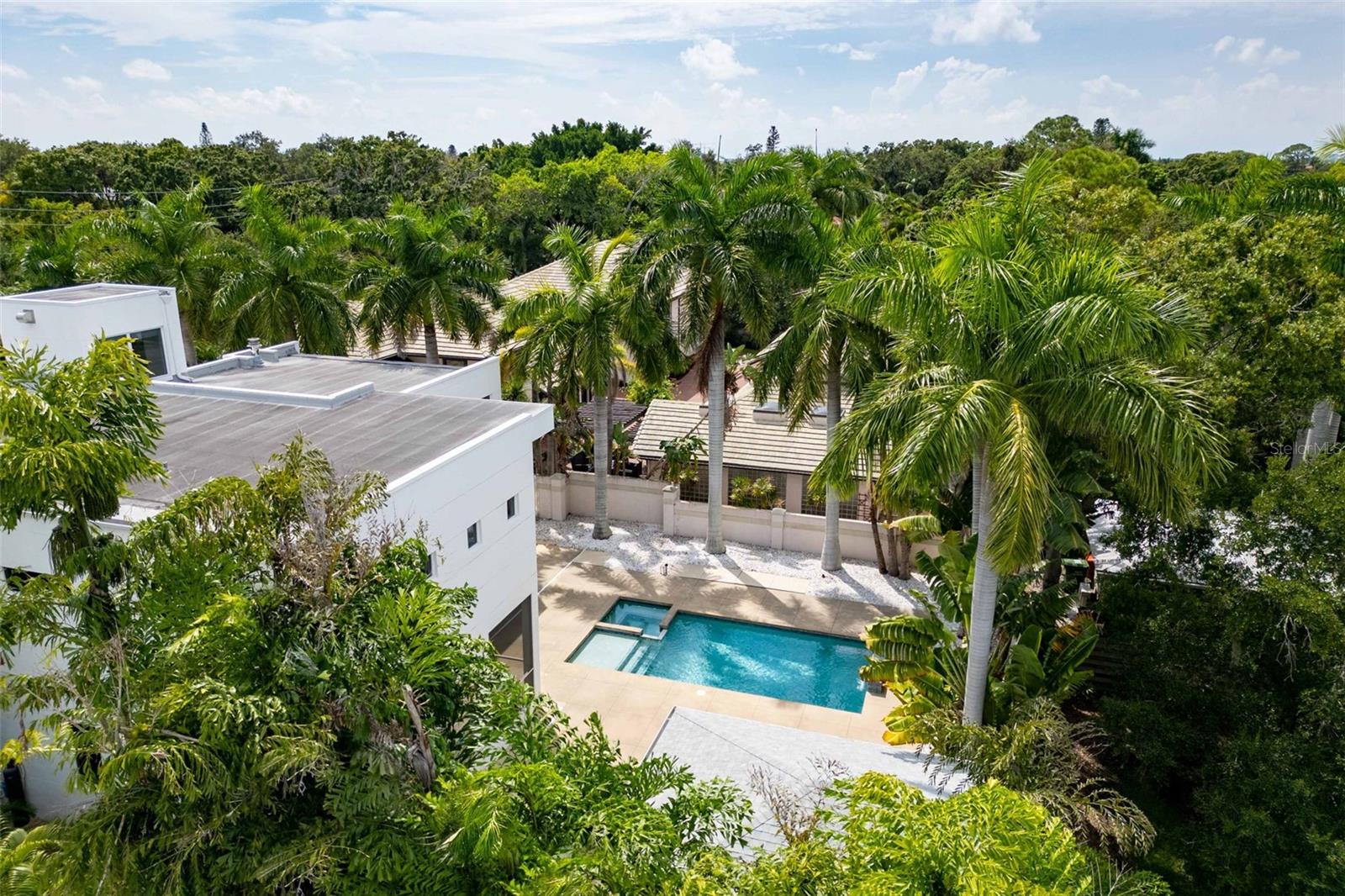 1751 HAWTHORNE ST, SARASOTA, FL, 34239