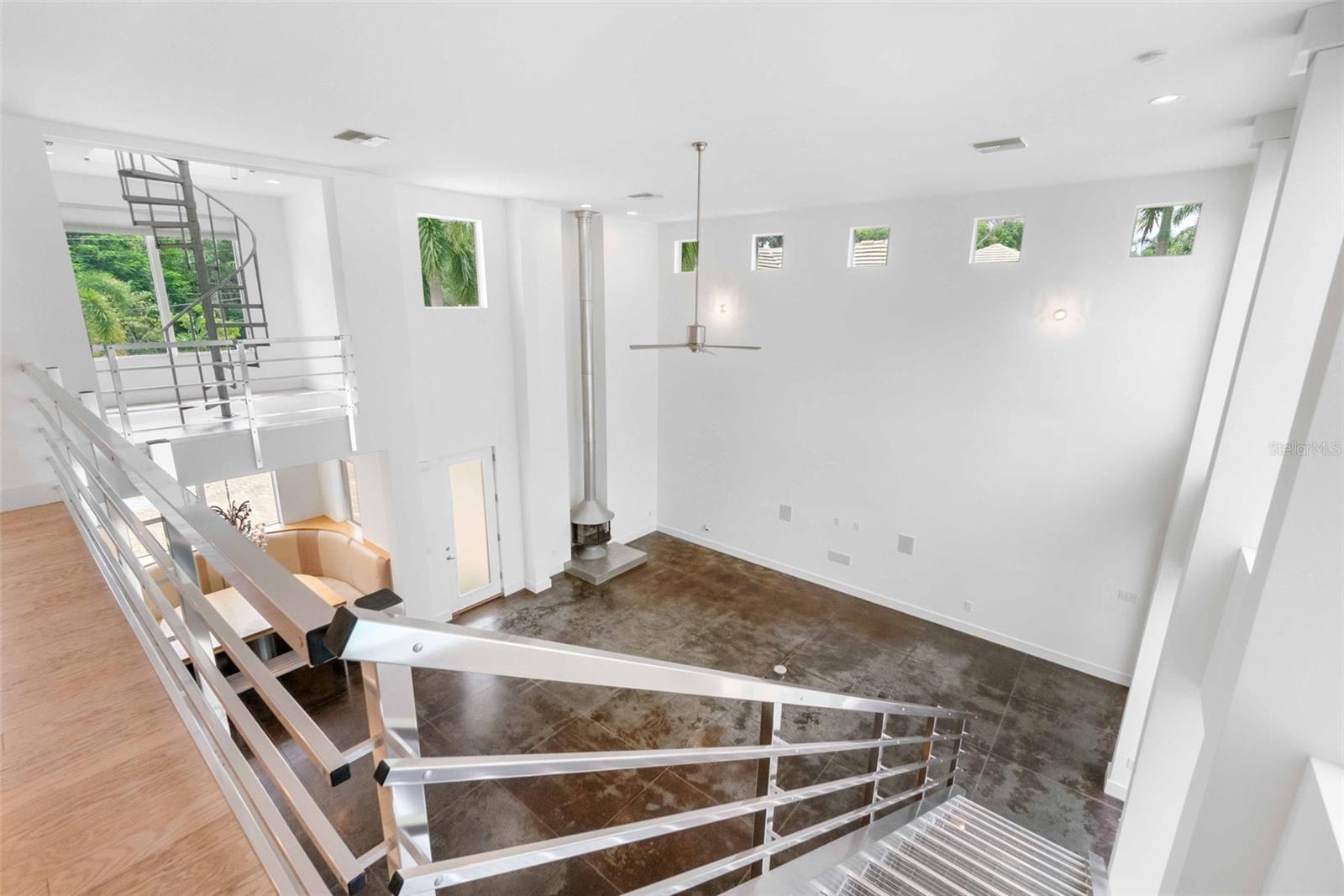 1751 HAWTHORNE ST, SARASOTA, FL, 34239