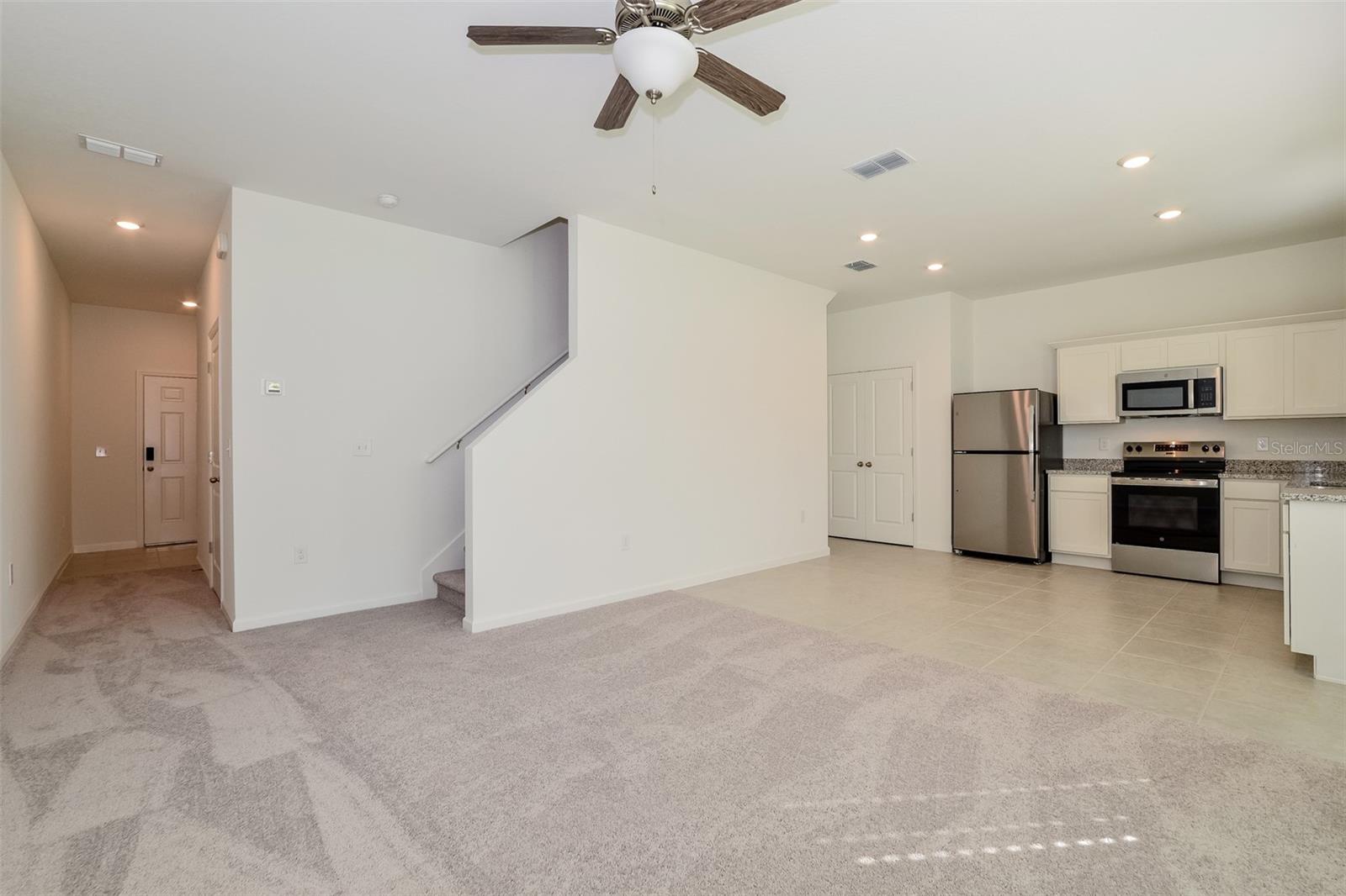 2069 HEMINGWAY CIR, GROVELAND, FL, 34736
