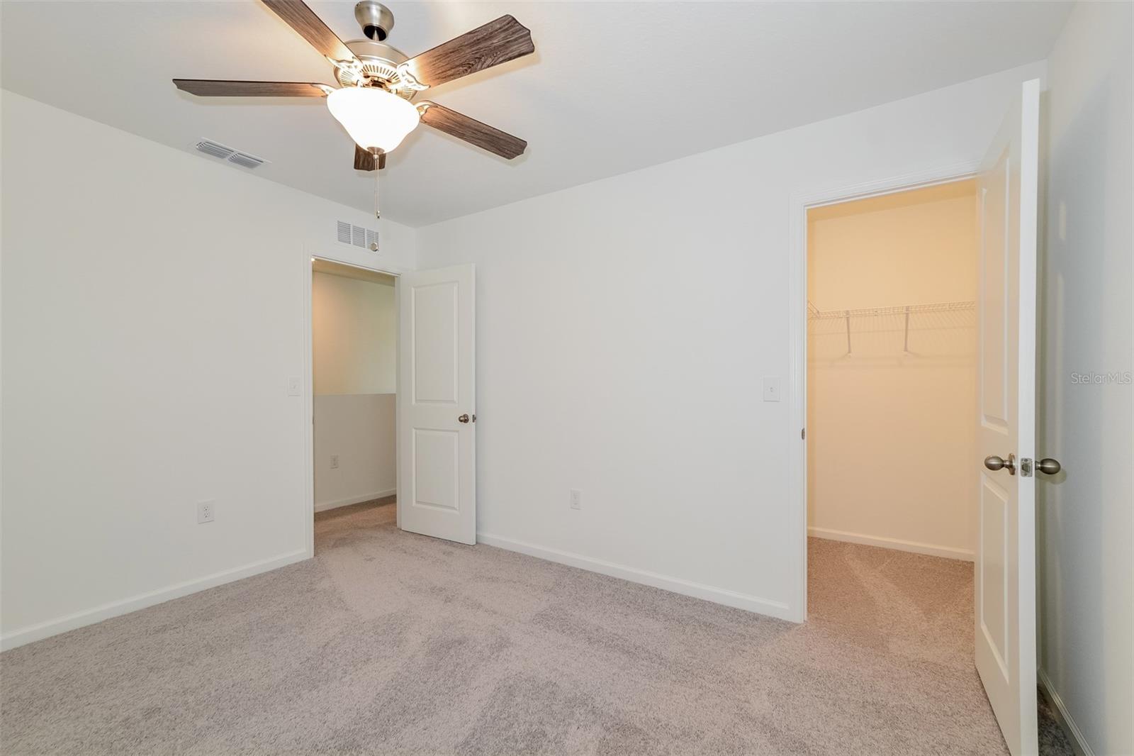 2069 HEMINGWAY CIR, GROVELAND, FL, 34736