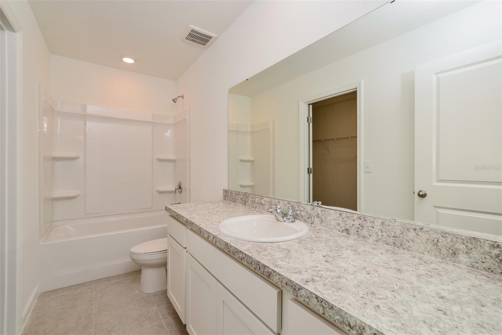 2069 HEMINGWAY CIR, GROVELAND, FL, 34736
