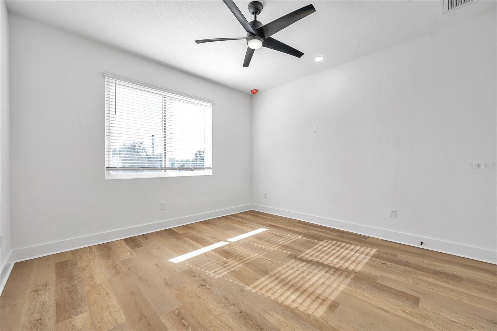 2608 W COLUMBUS DR #5, TAMPA, FL, 33607