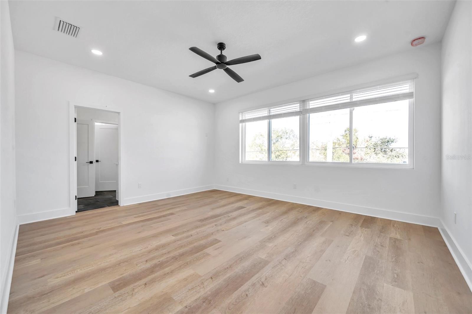 2608 W COLUMBUS DR #5, TAMPA, FL, 33607