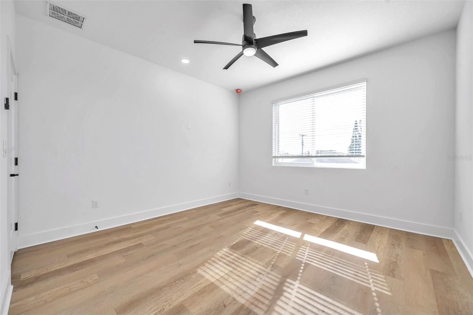 2608 W COLUMBUS DR #5, TAMPA, FL, 33607