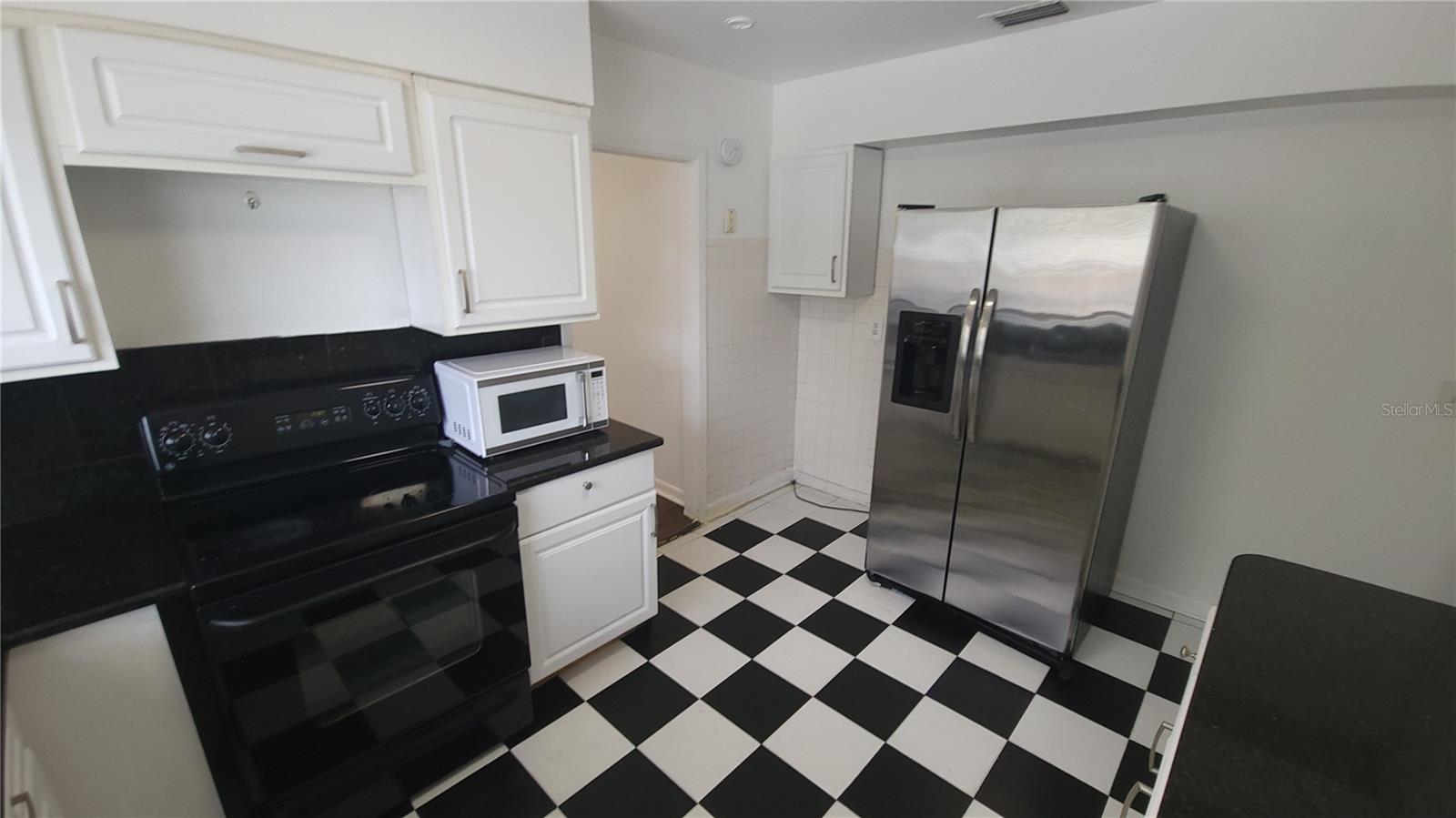 34616 W CHESTNUT ST, TAMPA, FL, 33607