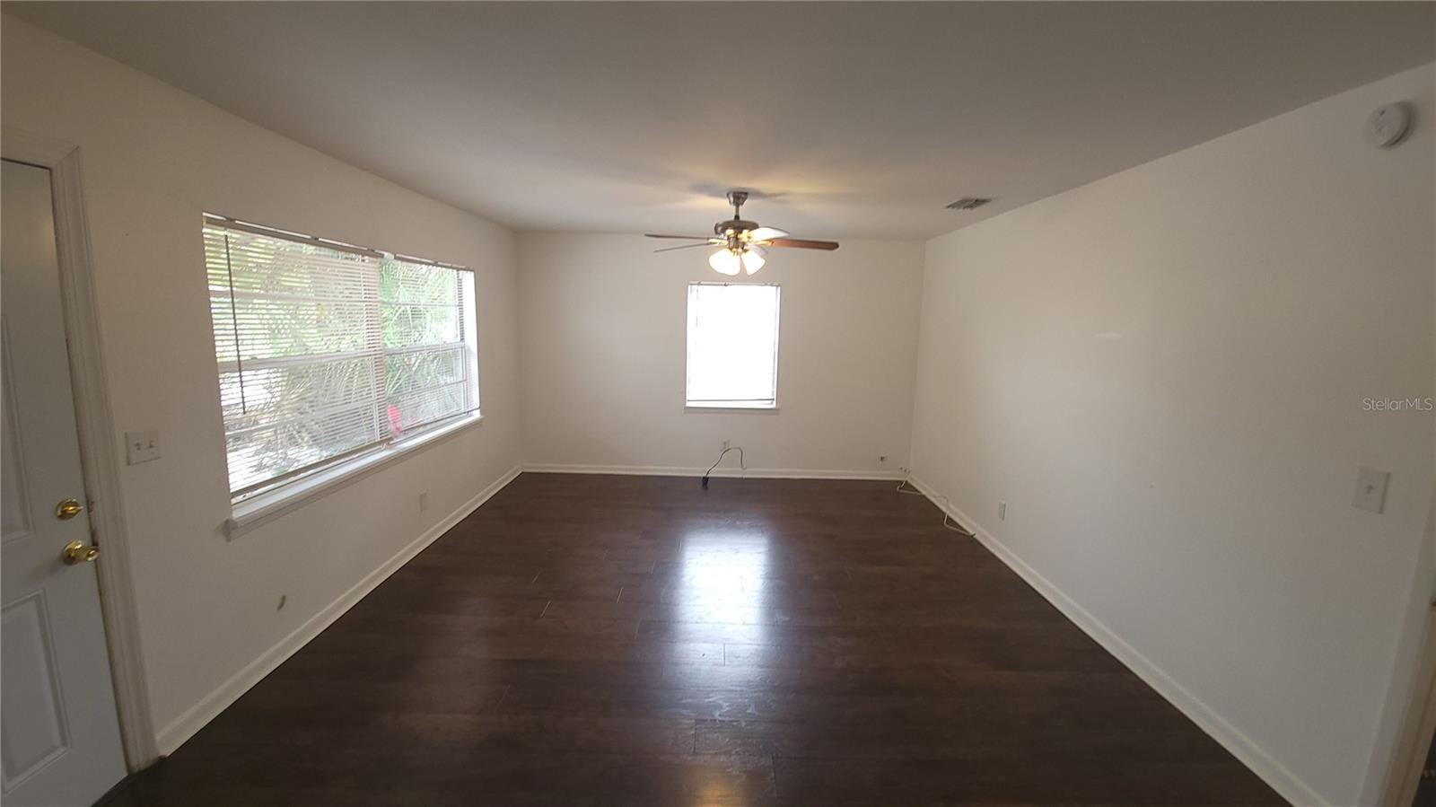 34616 W CHESTNUT ST, TAMPA, FL, 33607