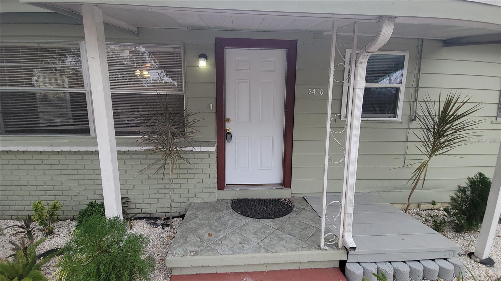 34616 W CHESTNUT ST, TAMPA, FL, 33607