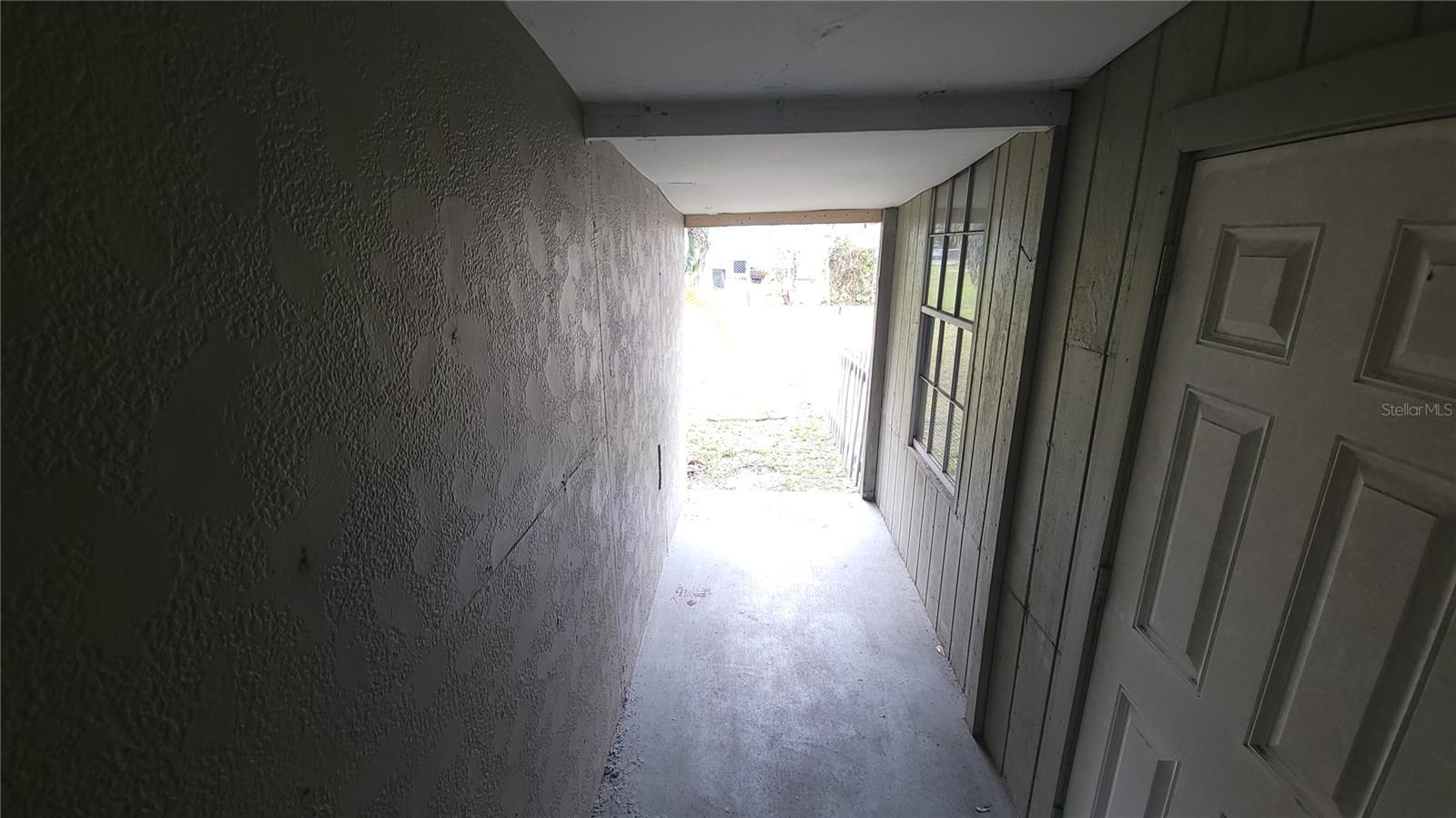 34616 W CHESTNUT ST, TAMPA, FL, 33607