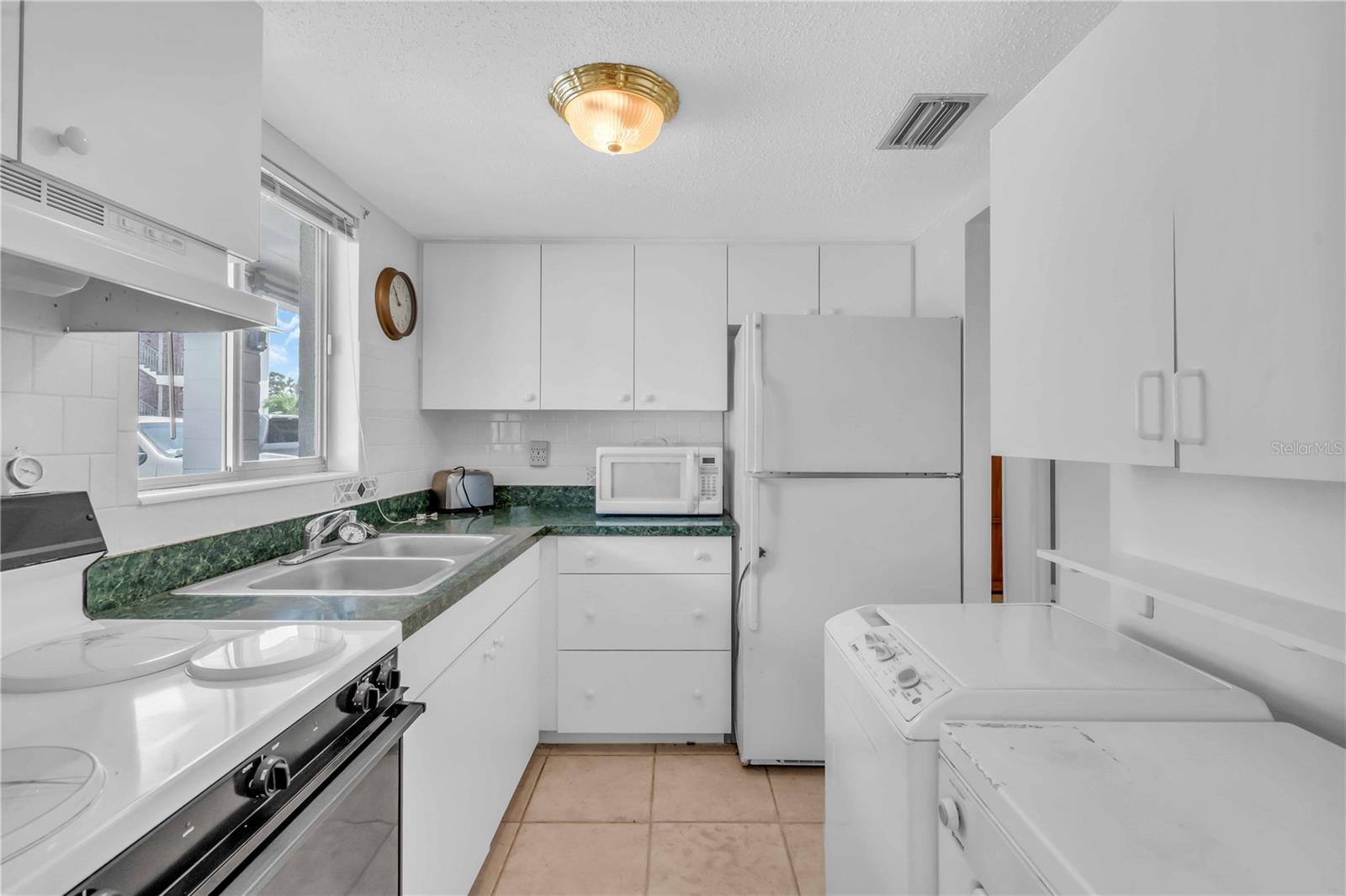 5889 CANAL DR #I4, BRADENTON, FL, 34207