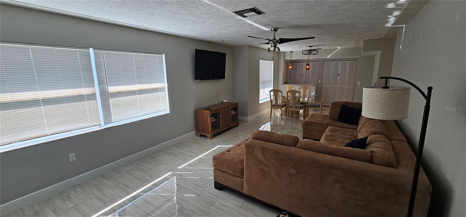 215 PARKVIEW DR, VENICE, FL, 34293