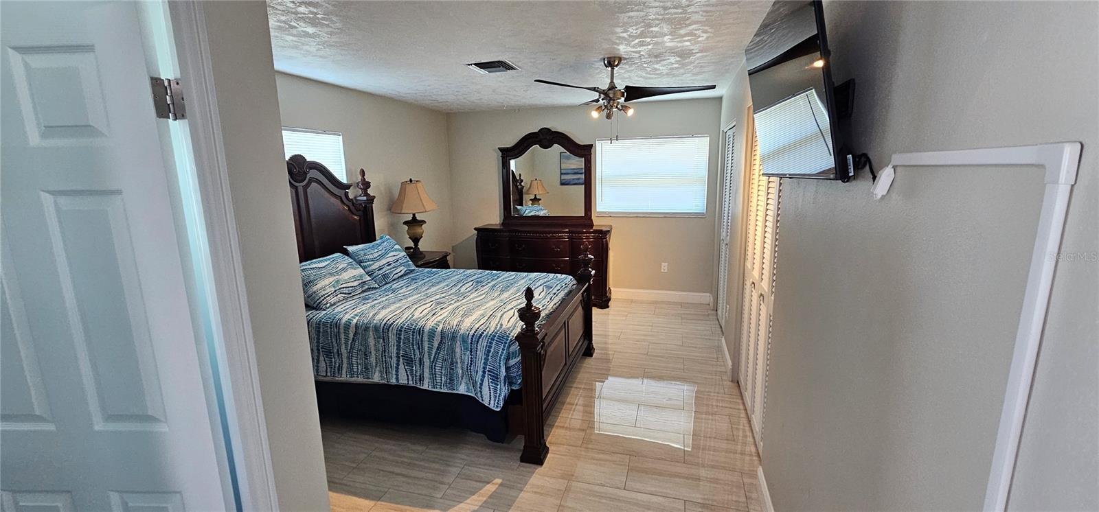 215 PARKVIEW DR, VENICE, FL, 34293
