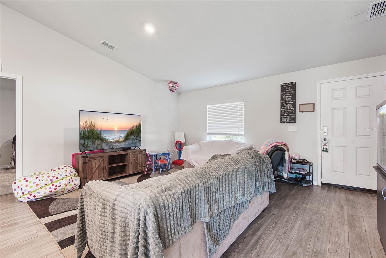8 SEDGEFIELD PATH S, PALM COAST, FL, 32164