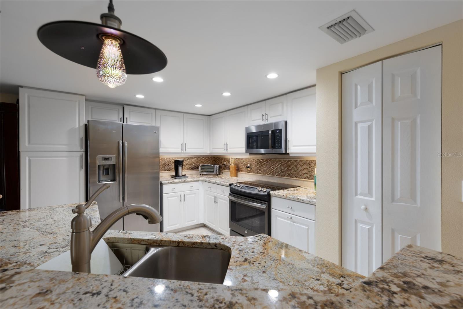 9341 BLIND PASS RD, ST PETE BEACH, FL, 33706