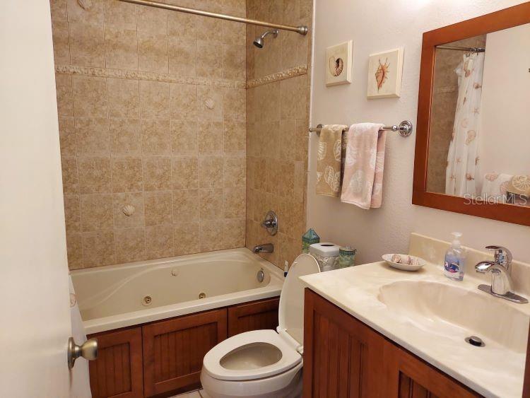 2750 OCEAN SHORE BLVD #4, ORMOND BEACH, FL, 32176