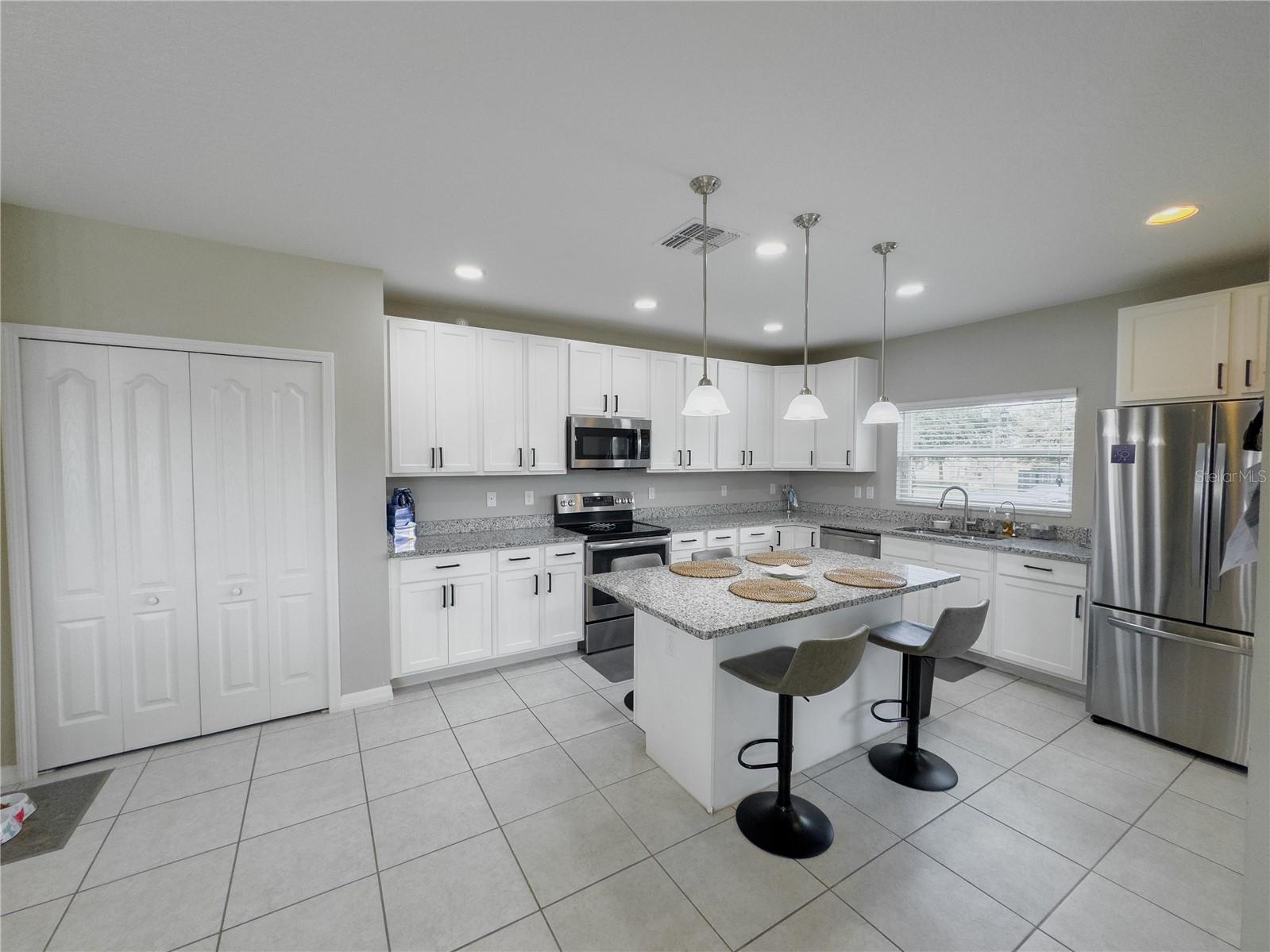 261 PRIMROSE DR, DAVENPORT, FL, 33837
