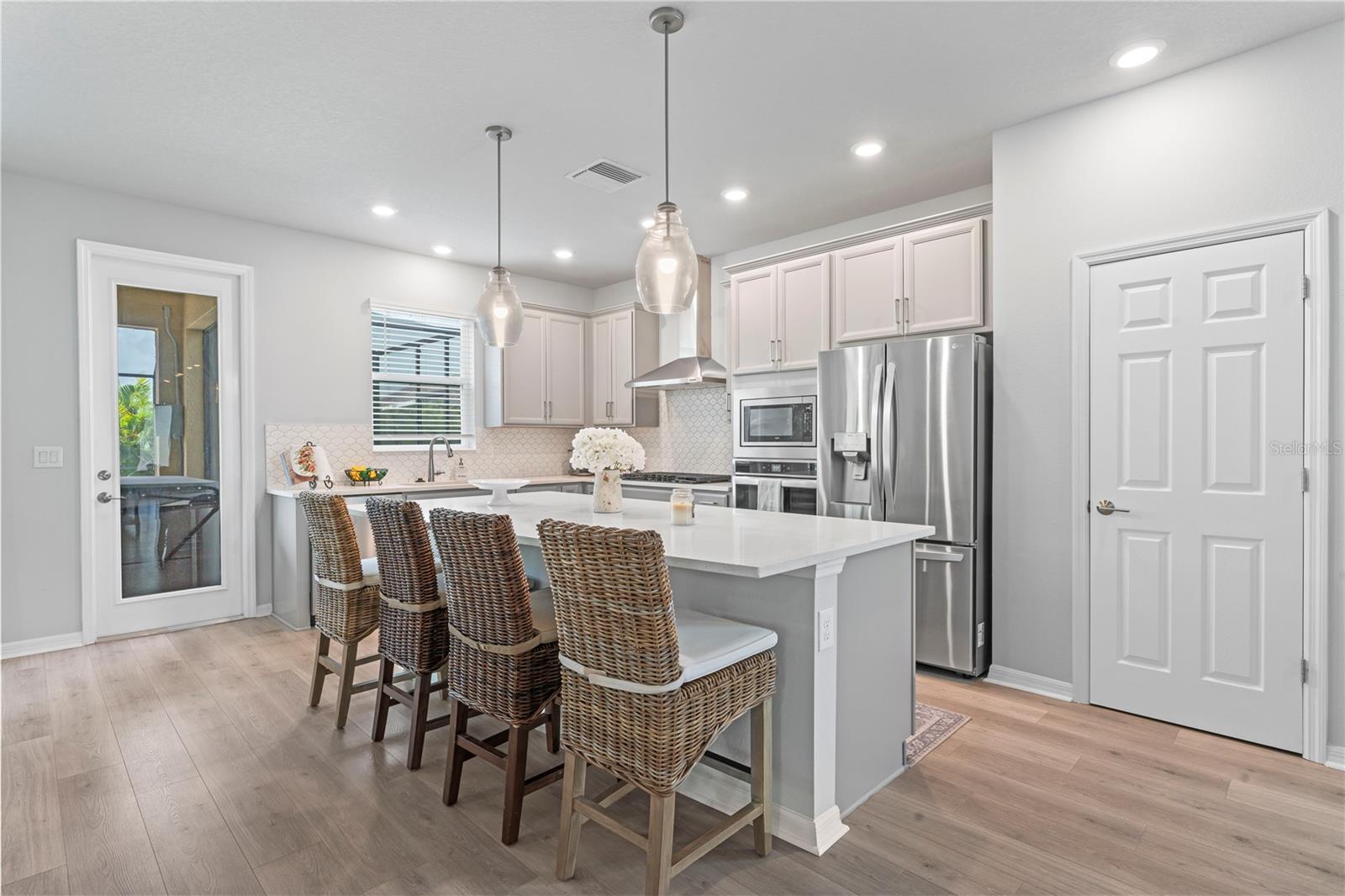 5636 SILVER SUN DR, APOLLO BEACH, FL, 33572