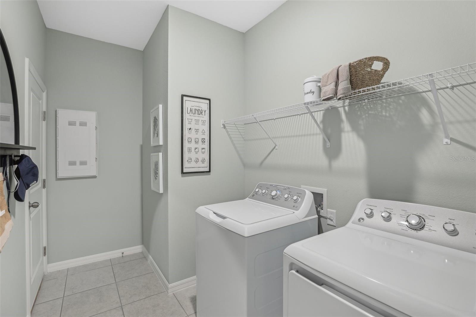 1694 BLUE LAGOON CIR, MASCOTTE, FL, 34753