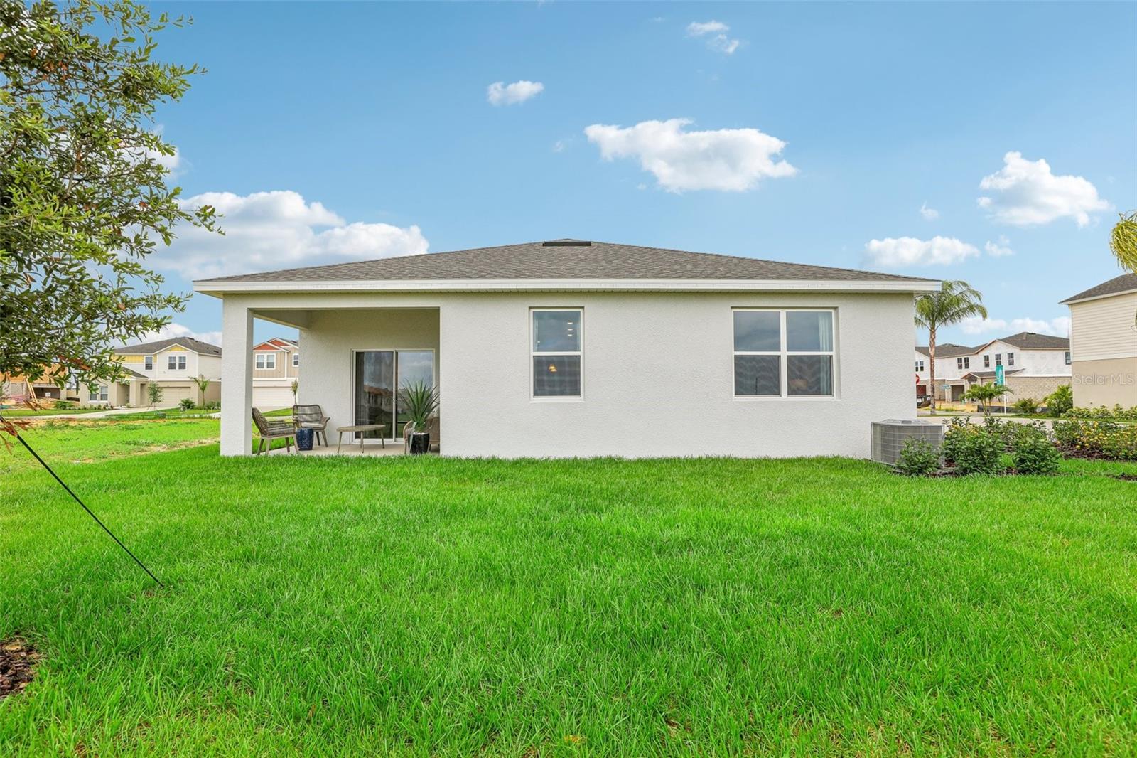 1694 BLUE LAGOON CIR, MASCOTTE, FL, 34753