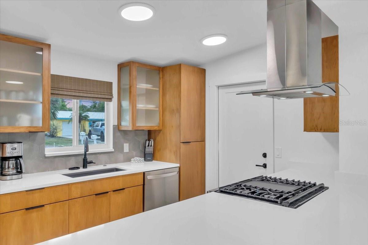 306 66TH ST, HOLMES BEACH, FL, 34217