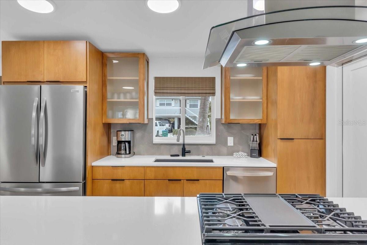 306 66TH ST, HOLMES BEACH, FL, 34217