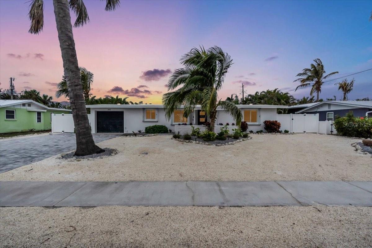 306 66TH ST, HOLMES BEACH, FL, 34217