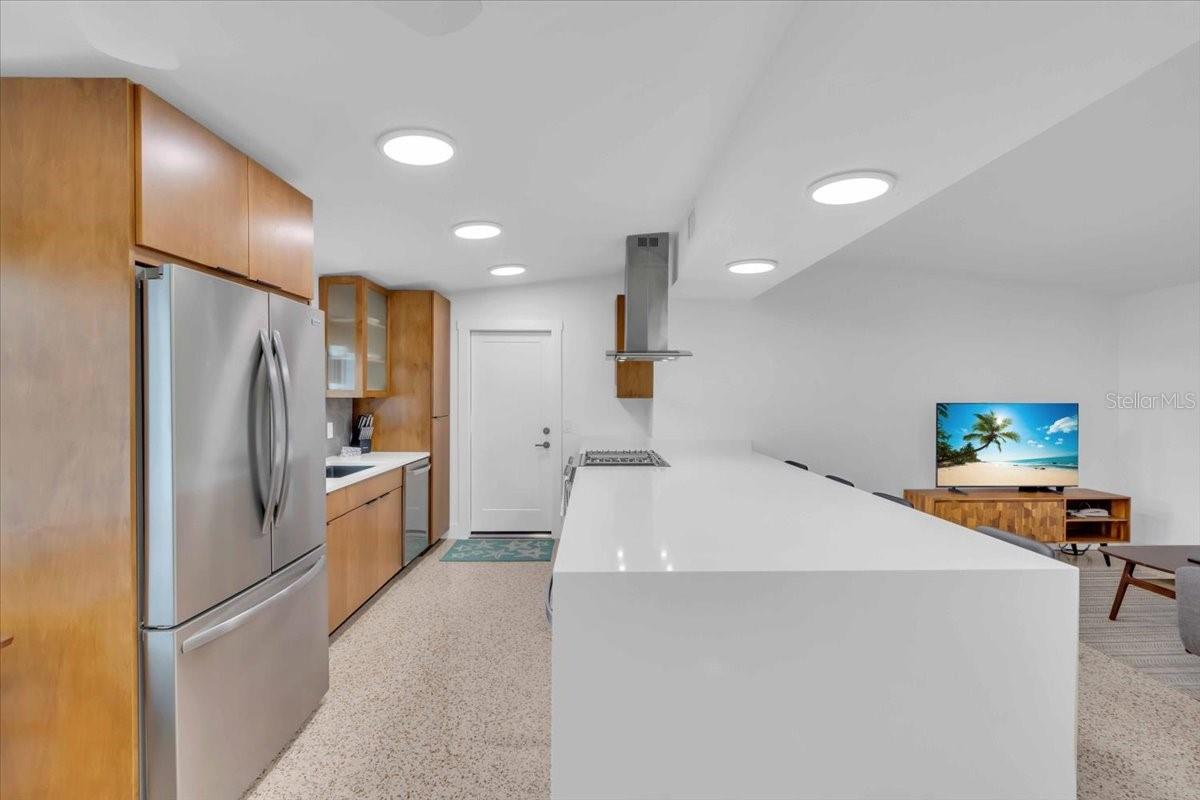 306 66TH ST, HOLMES BEACH, FL, 34217