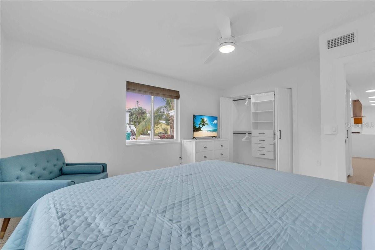 306 66TH ST, HOLMES BEACH, FL, 34217