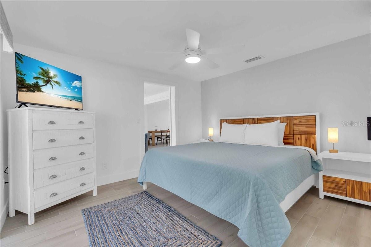306 66TH ST, HOLMES BEACH, FL, 34217