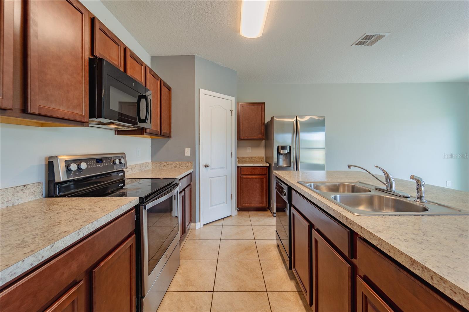 1067 HAINES DR, WINTER HAVEN, FL, 33881