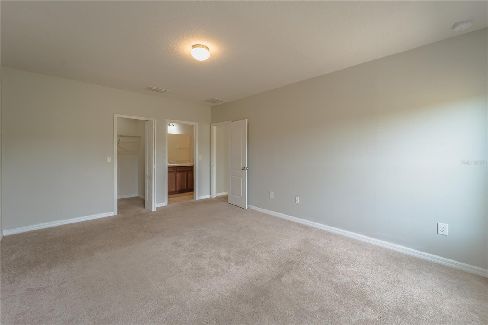 1067 HAINES DR, WINTER HAVEN, FL, 33881
