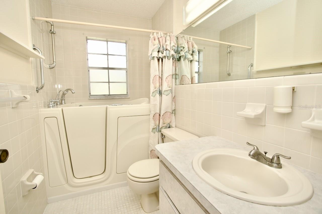 6020 WILDS DR #4B, NEW PORT RICHEY, FL, 34653