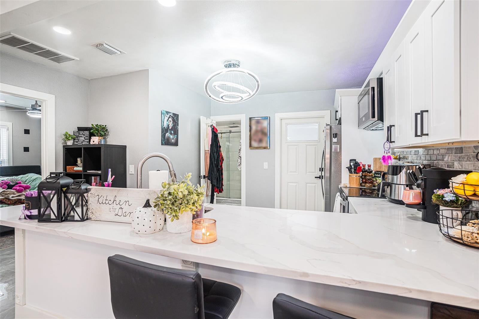 8907 N BOULEVARD, TAMPA, FL, 33604