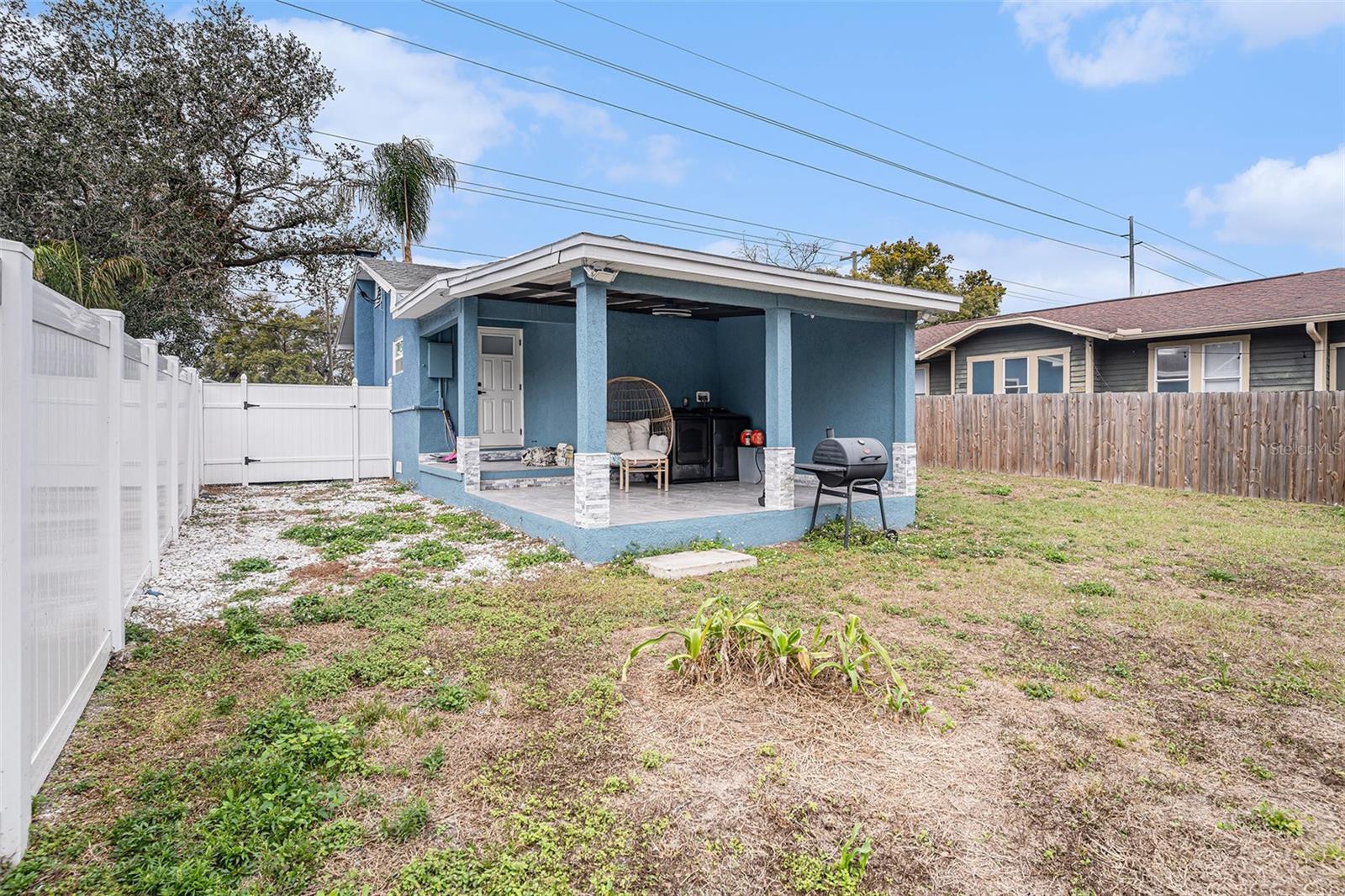 8907 N BOULEVARD, TAMPA, FL, 33604