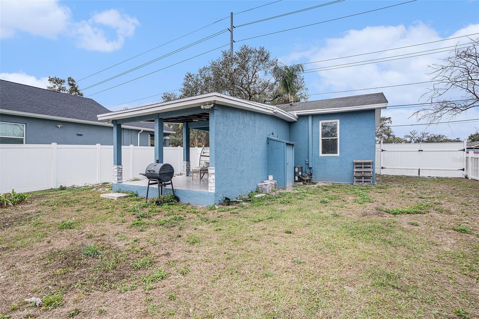 8907 N BOULEVARD, TAMPA, FL, 33604