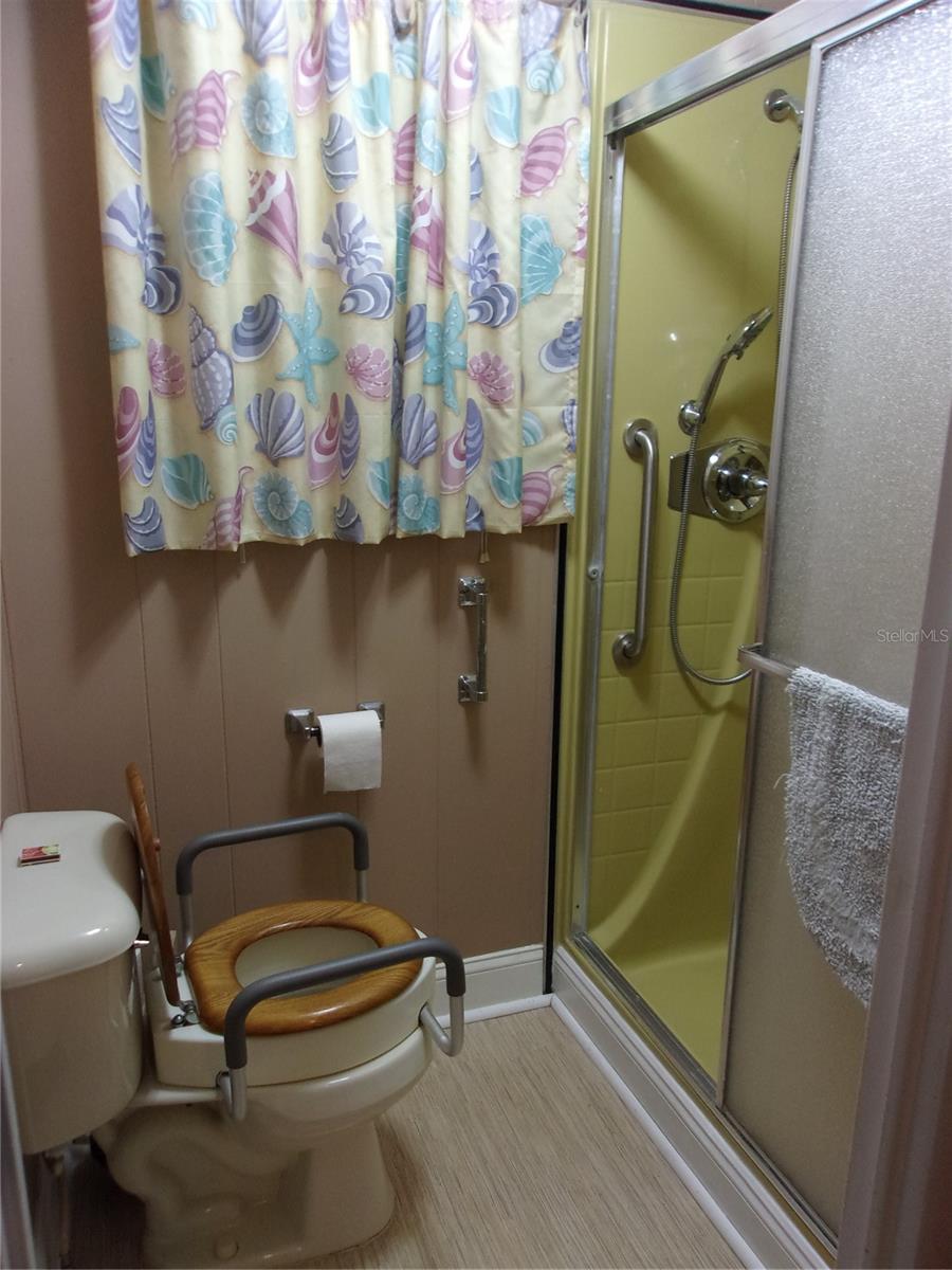 460 NE 64TH AVE, OCALA, FL, 34470