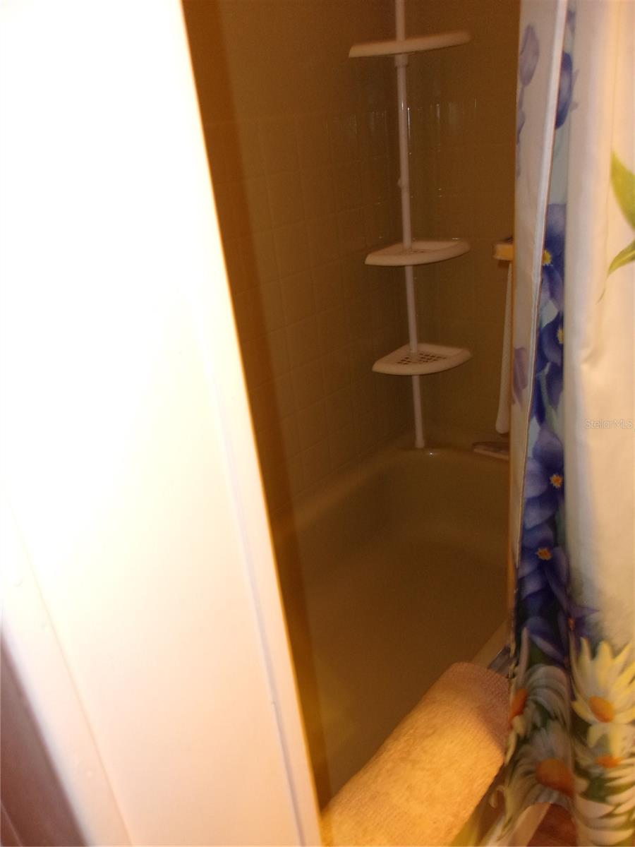 460 NE 64TH AVE, OCALA, FL, 34470